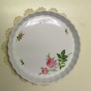Christineholm Ceramic Floral PIE Plate 9.25" Dia. (DK677)